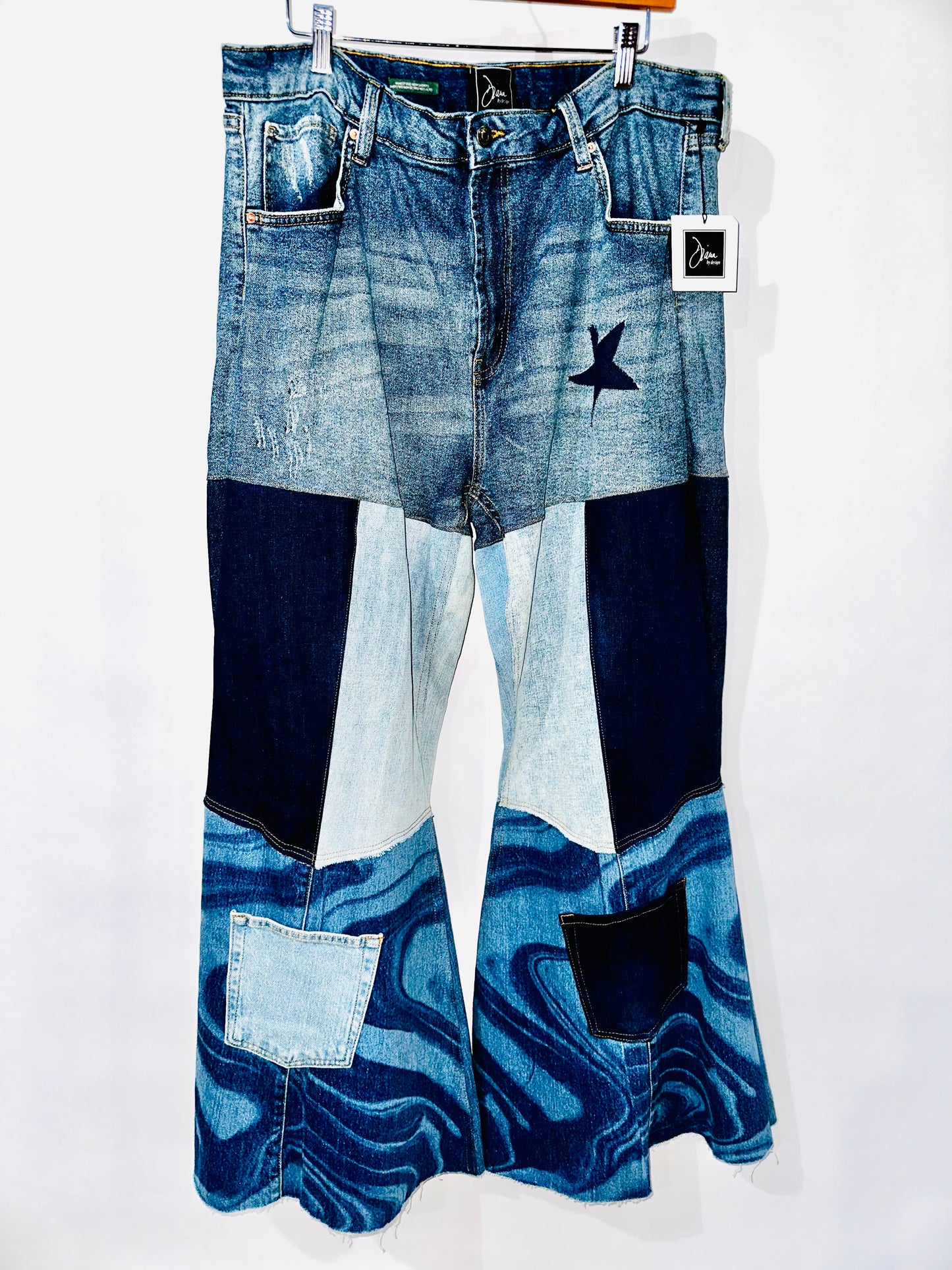 distressed whiskered patch bell bottoms [xxl/18]