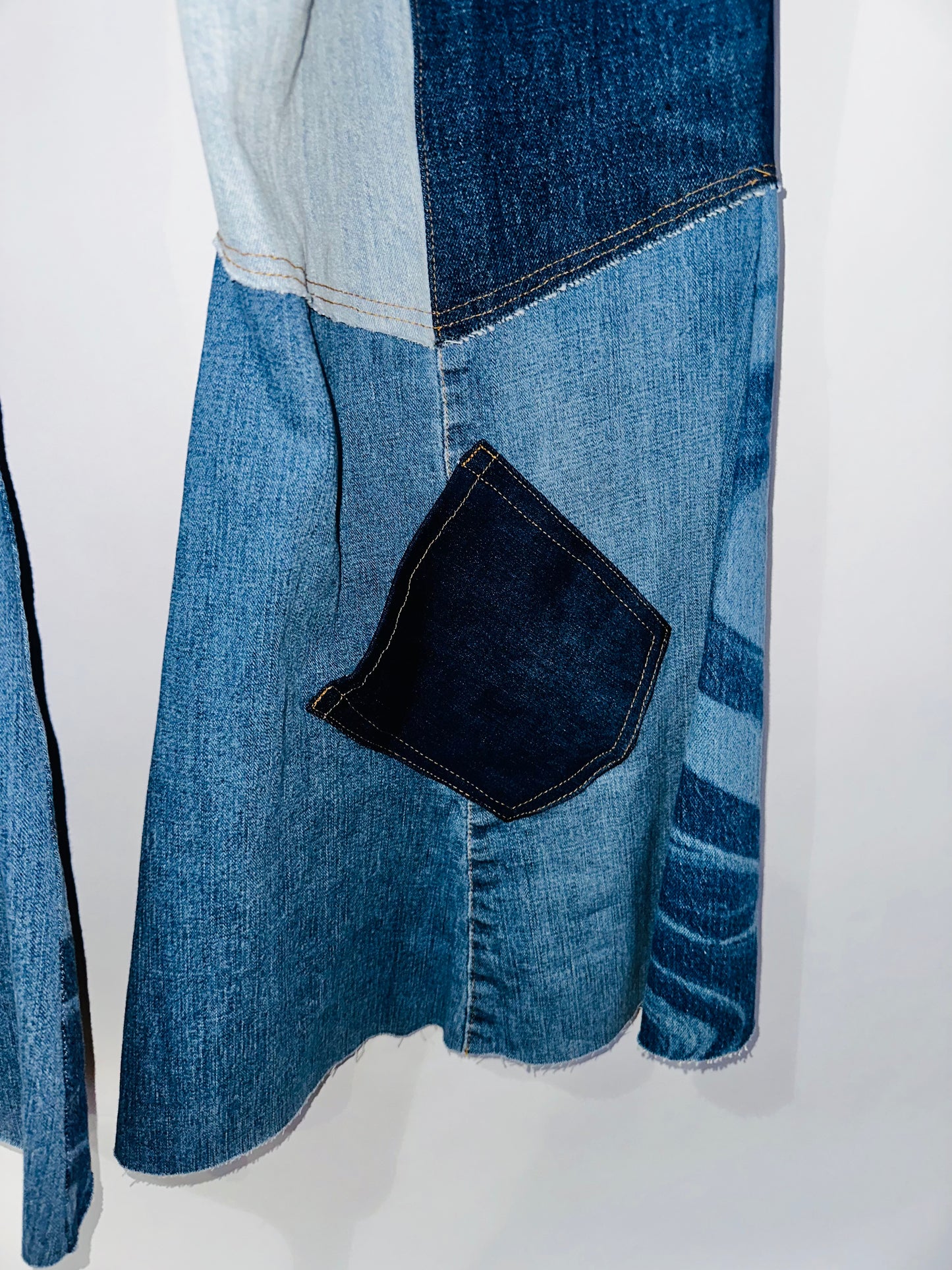 distressed whiskered patch bell bottoms [xxl/18]